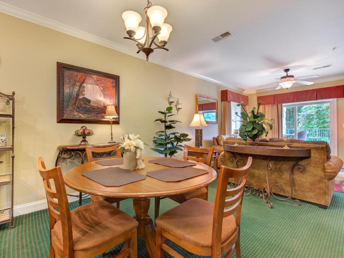 City Bear, 2Br, Pool, Spa, Downtown Gatlinburg, Sleeps 6 Apartment ภายนอก รูปภาพ